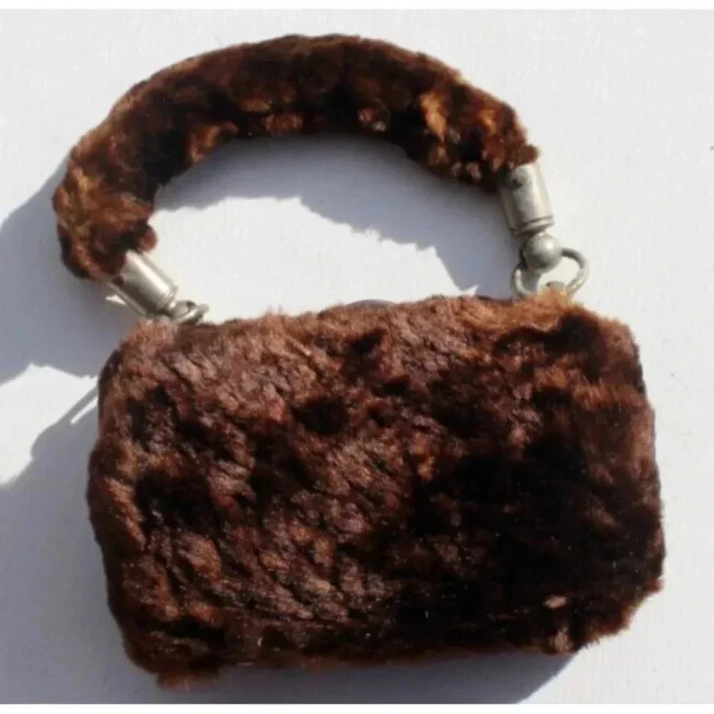 Antique VINTAGE 1900s MINIATURE Brown Fury Accessory DOLL PURSE W/ Handle